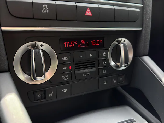 AUDI A3 2.0 TFSI Ambition *Sitzheizung*Tempomat*