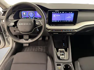 SKODA Octavia Combi 1.5 eTSI Essence
