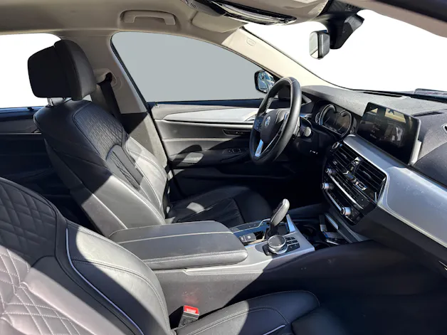 BMW 530d xDrive Touring Sport Line Steptronic