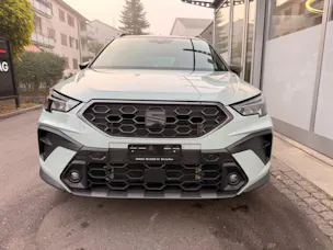 SEAT Arona 1.5 TSI 110 kW FR Black Edition *** TOP AUSSTATTUNG ***