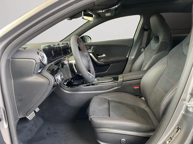 MERCEDES-BENZ A 220 4Matic 8G-DCT