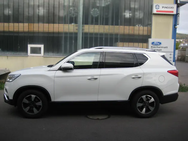 KGM -SsangYong Rexton RX220 e-XDi Sapphire 4WD