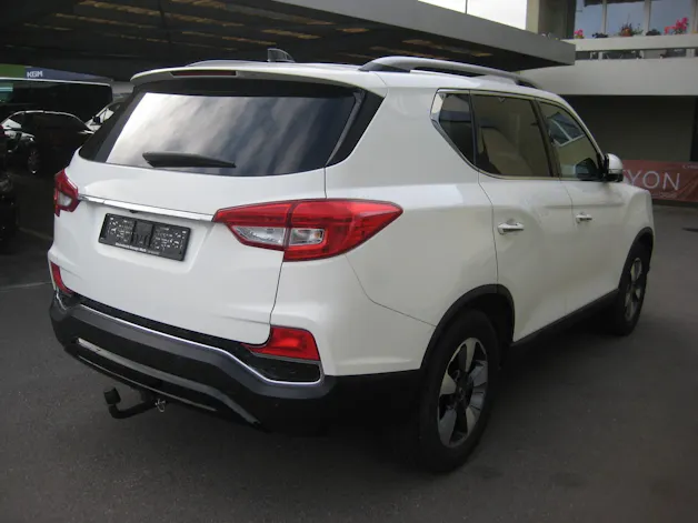 KGM -SsangYong Rexton RX220 e-XDi Sapphire 4WD