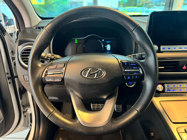 HYUNDAI Kona EV Amplia