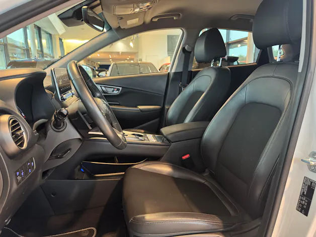 HYUNDAI Kona EV Amplia