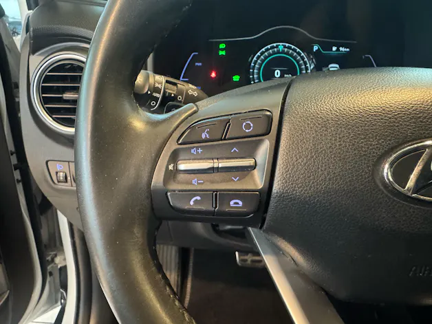 HYUNDAI Kona EV Amplia
