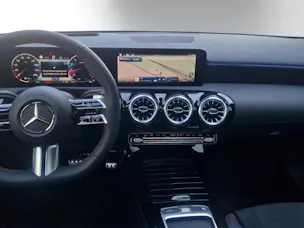 MERCEDES-BENZ A 220 4Matic 8G-DCT