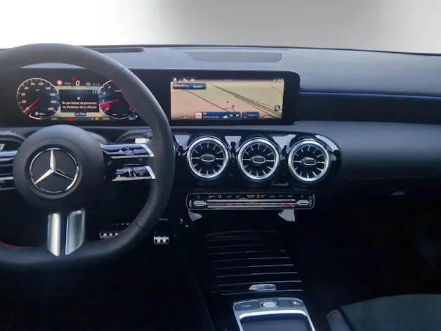 MERCEDES-BENZ A 220 4Matic 8G-DCT