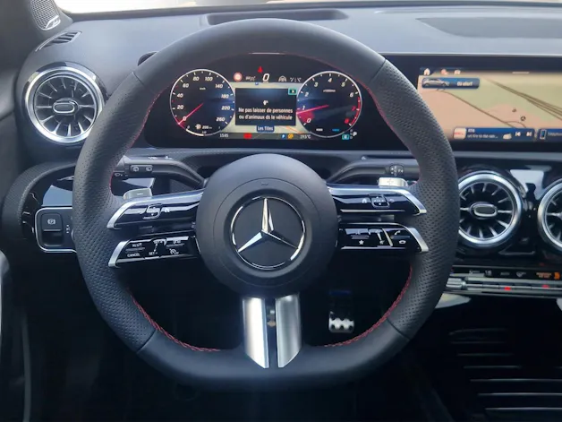 MERCEDES-BENZ A 220 4Matic 8G-DCT