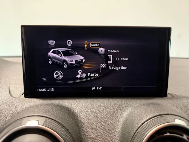 AUDI Q2 40 TFSI Attraction quattro S-tronic
