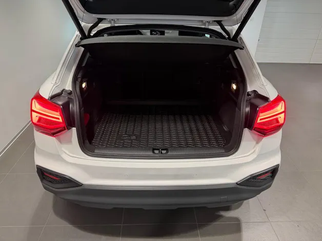 AUDI Q2 40 TFSI Attraction quattro S-tronic