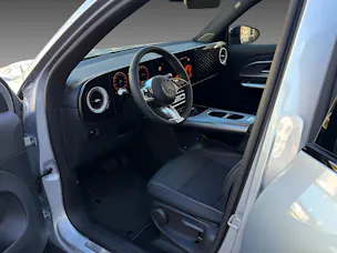 MERCEDES-BENZ GLB 220 4Matic