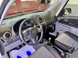 Suzuki SX4 1.6 16V GL Top ✅