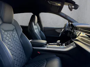 AUDI SQ7 TFSI quattro tiptronic