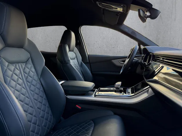 AUDI SQ7 TFSI quattro tiptronic
