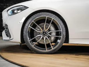 MERCEDES-BENZ C 300 AMG Line *Werksgarantie*20" Felgen*