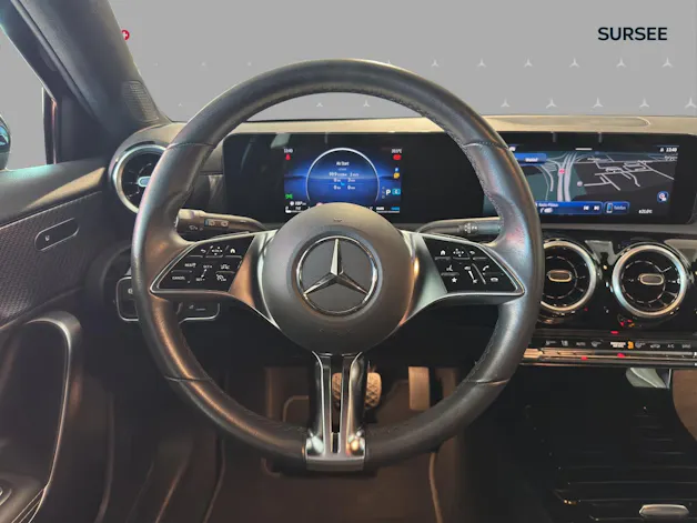 MERCEDES-BENZ A 180 7G-DCT