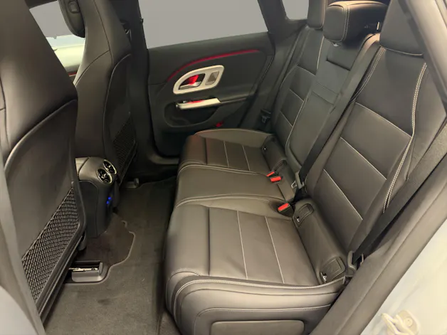 MERCEDES-BENZ CLA Shooting Brake 350 4Matic 85 kWh EQ