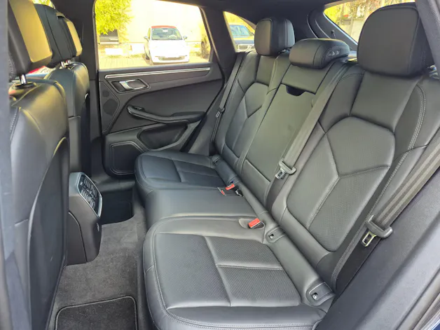 PORSCHE Macan PDK