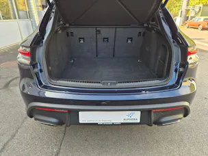 PORSCHE Macan PDK