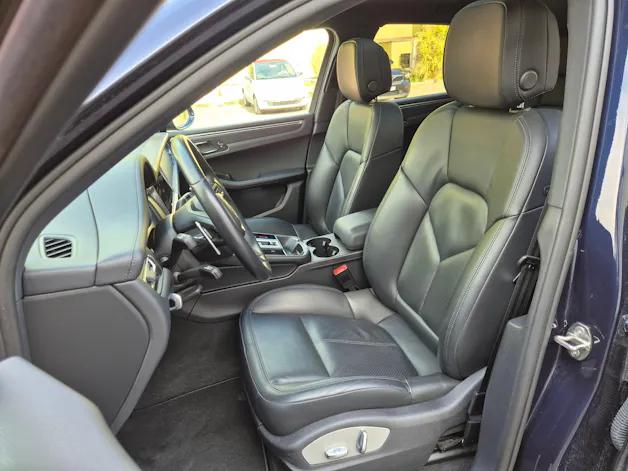 PORSCHE Macan PDK
