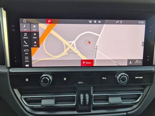 PORSCHE Macan PDK