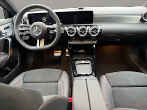 MERCEDES-BENZ A 220 4Matic 8G-DCT