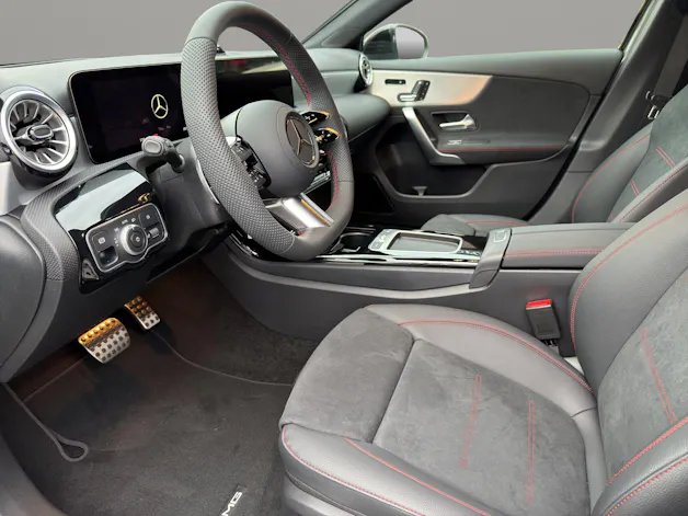 MERCEDES-BENZ A 220 4Matic 8G-DCT