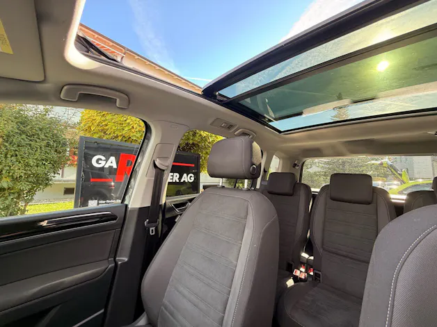 VW Touran 1.5 TSI HIGHLINE R-LINE ***4 JAHRE VW WERKSGARANTIE ***
