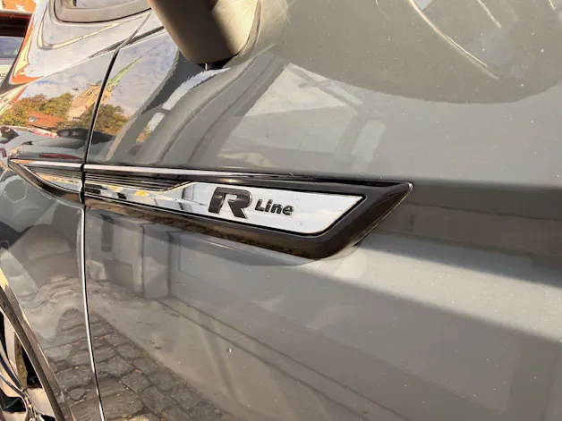 VW Touran 1.5 TSI HIGHLINE R-LINE ***4 JAHRE VW WERKSGARANTIE ***