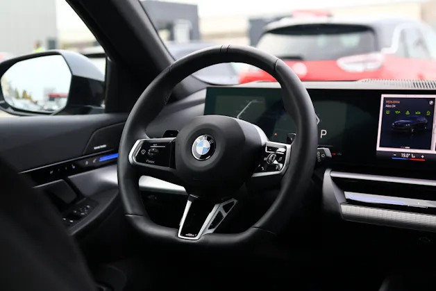 BMW 540d xDrive Touring M Sport PRO * SOPHISTOGRAU * ICONIC GLOW * BELÜFTETE SITZE * AHK *
