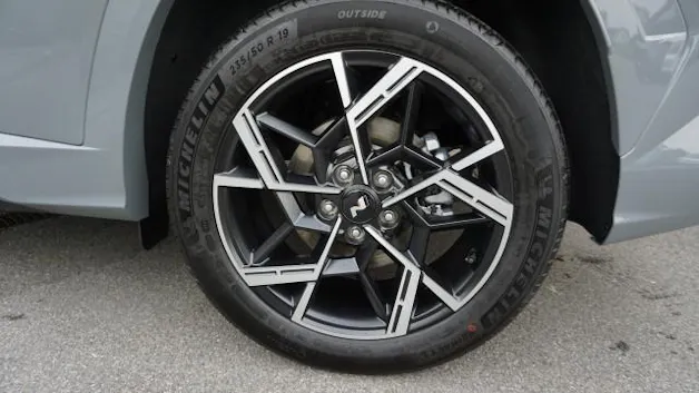 HYUNDAI Tucson 1.6 HEV N-Line 4WD