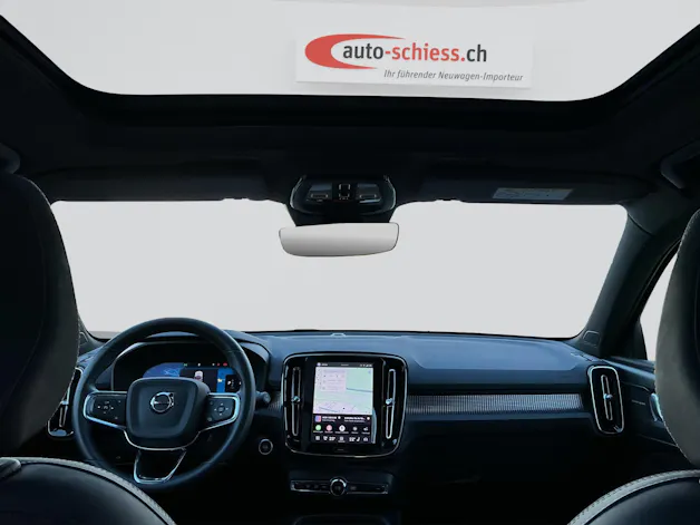 VOLVO XC40 B3 Benzin Mild Hybrid Plus Dark DCT