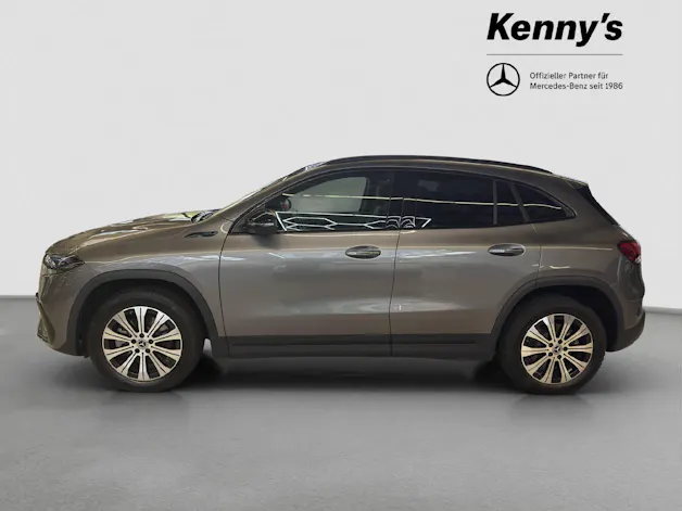 MERCEDES-BENZ EQA 350 Swiss Star AMG Line 4MATIC