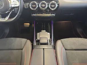 MERCEDES-BENZ EQA 350 Swiss Star AMG Line 4MATIC