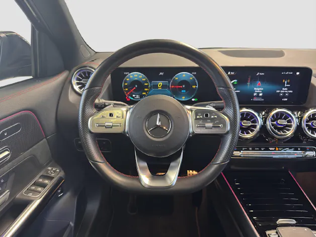 MERCEDES-BENZ EQA 350 Swiss Star AMG Line 4MATIC