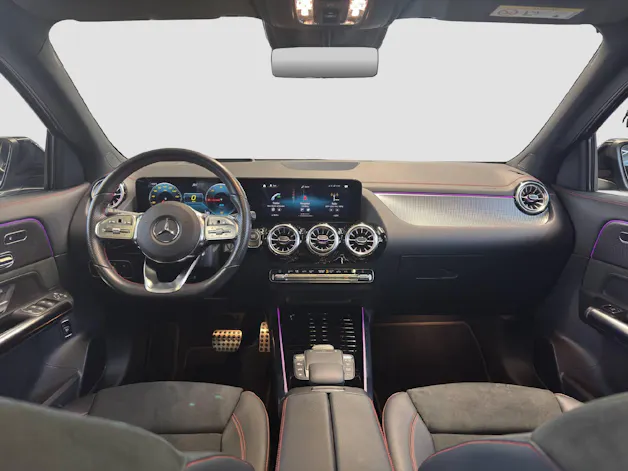 MERCEDES-BENZ EQA 350 Swiss Star AMG Line 4MATIC