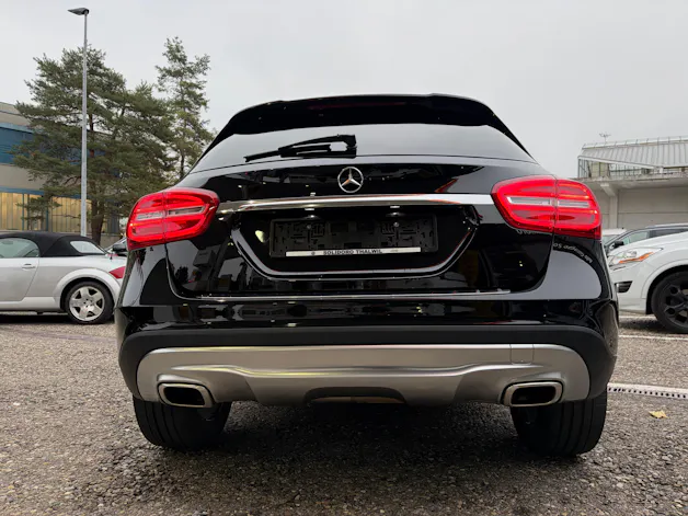 MERCEDES-BENZ GLA 200 CDI Swiss Star Edition 4Matic 7G-DCT