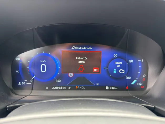 FORD Kuga 2.5 Hybrid Titanium X 4x4