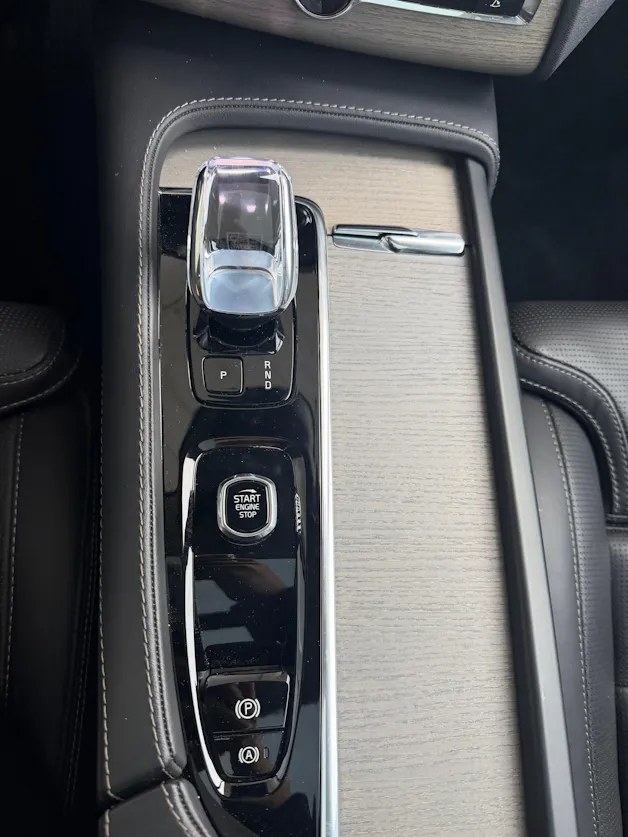 VOLVO XC90 T8 eAWD Ultra Dark Geartronic