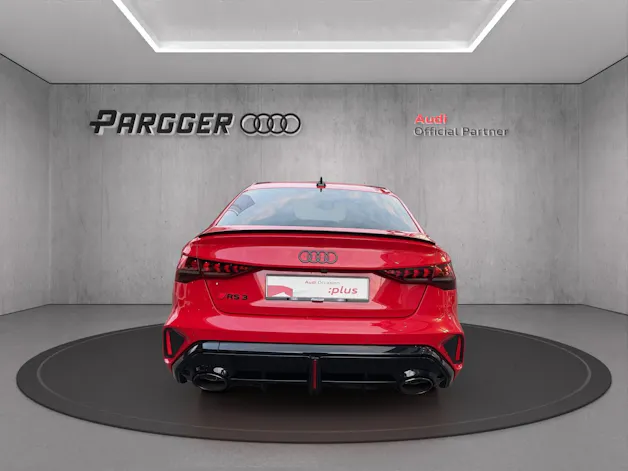 AUDI RS3 Limousine 2.5 TSI quattro S-tronic
