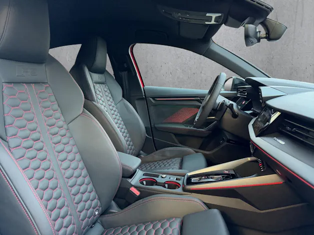 AUDI RS3 Limousine 2.5 TSI quattro S-tronic