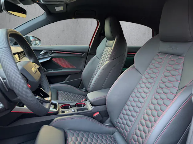 AUDI RS3 Limousine 2.5 TSI quattro S-tronic