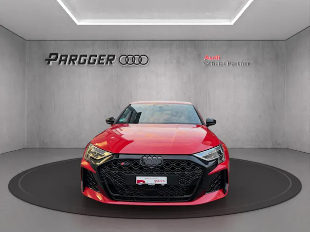 AUDI RS3 Limousine 2.5 TSI quattro S-tronic