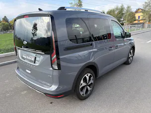 FORD Tourneo Connect 2.0 EcoBlue AWD Active