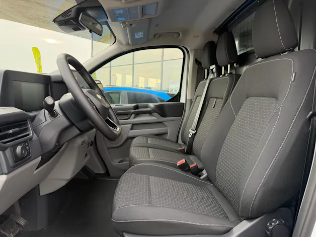 FORD Transit Custom Van 320 L1H1 65kWh Trend