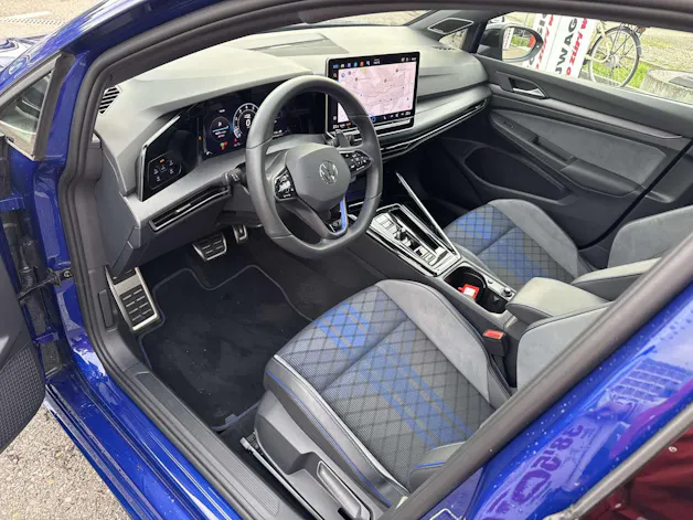 VW Golf Variant 2.0 TSi R 333PS 4Motion DSG-Automat