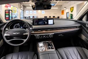 Genesis G80 2.5 TGDI Luxus AT8 AWD 4X4 (CH Auto)