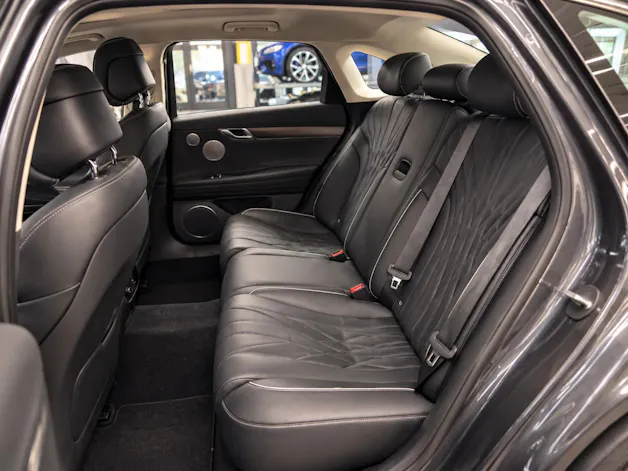 Genesis G80 2.5 TGDI Luxus AT8 AWD 4X4 (CH Auto)