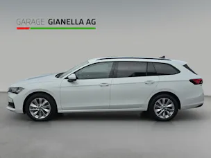 SKODA Superb Combi 2.0 TDi Selection 4x4 DSG
